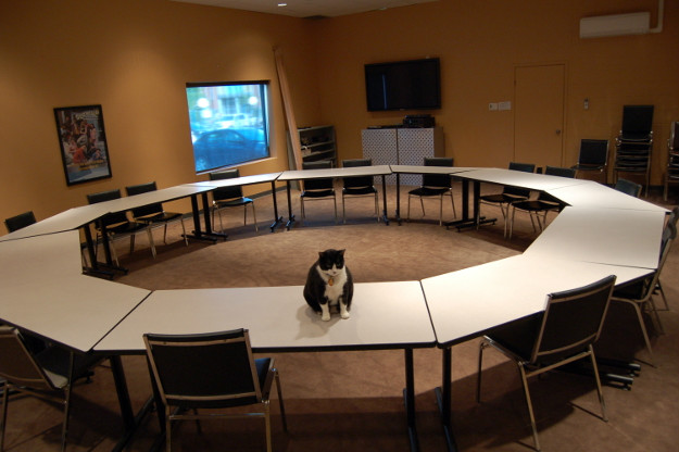 Degrassi's readthrough room.